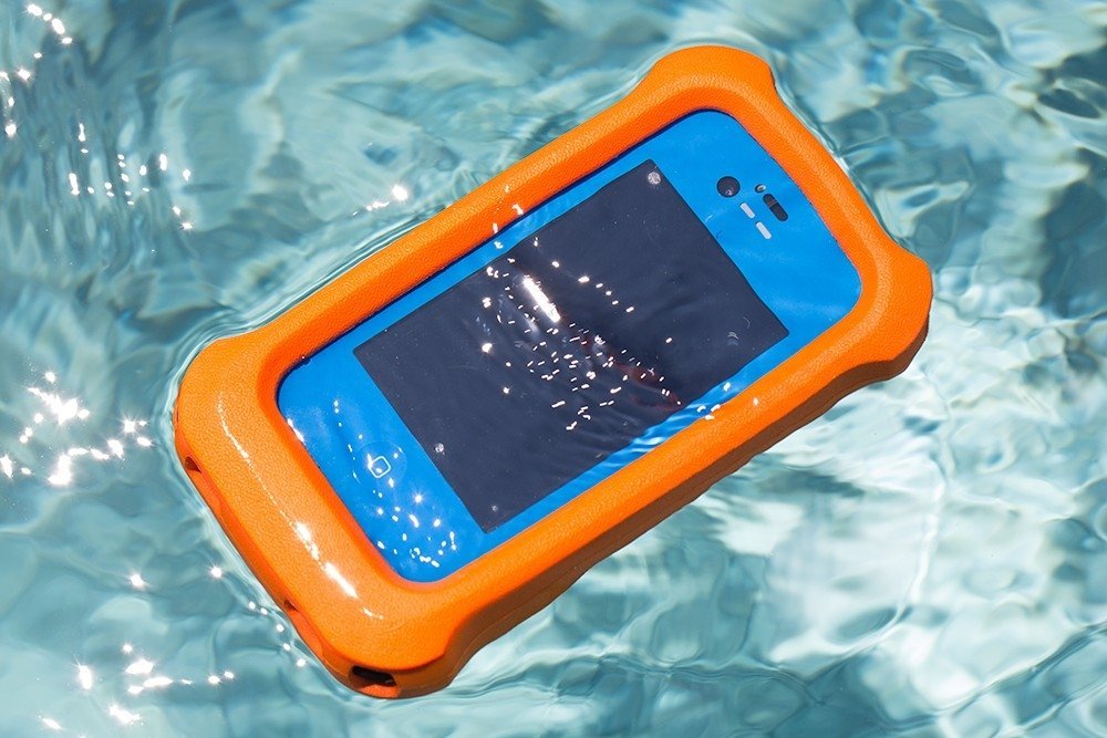 Will an iPhone float in water?